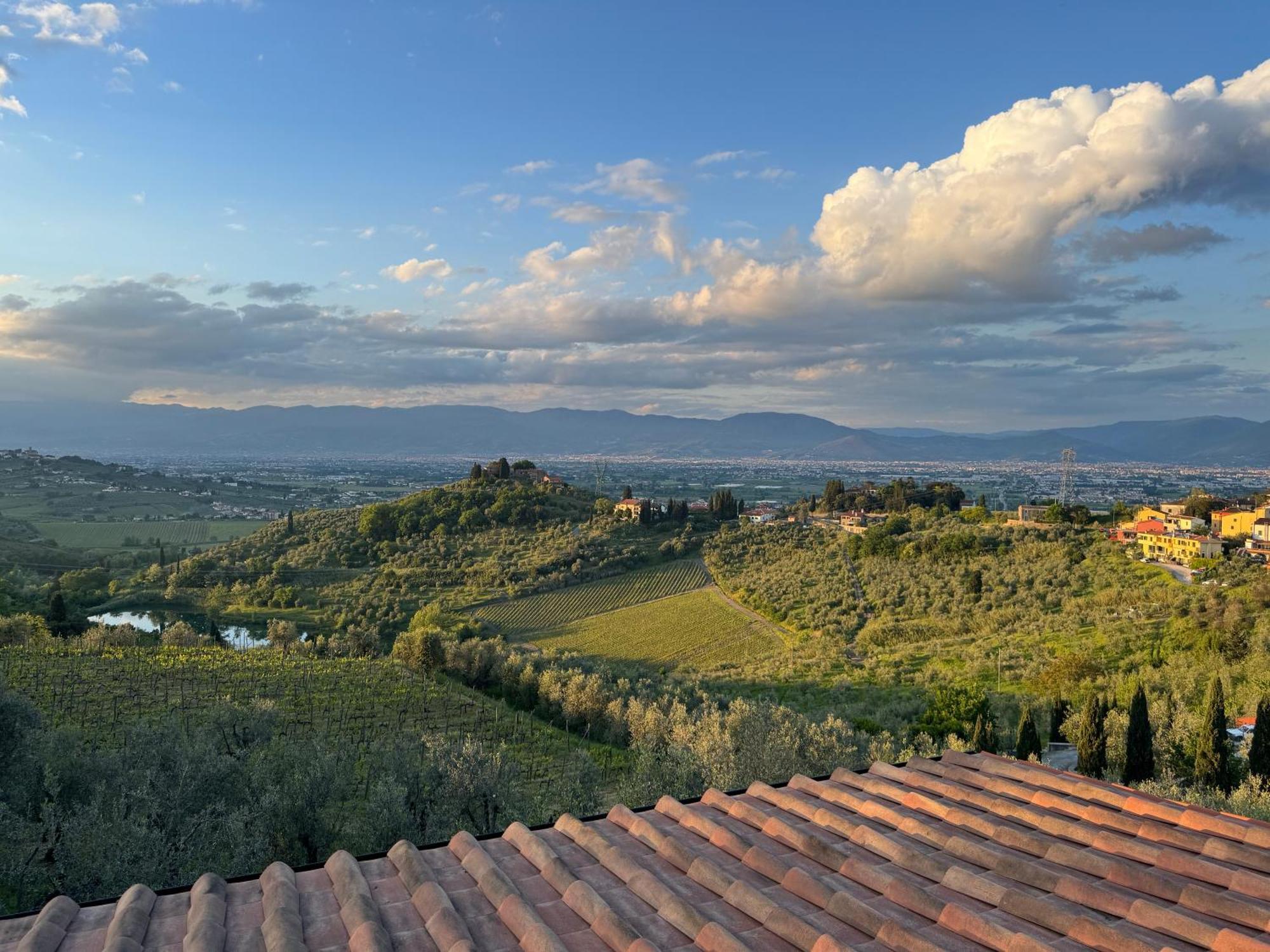 Agriturismo Sotto La Rocca Villa Carmignano Exterior photo